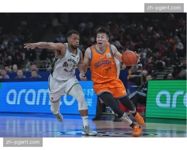 上海队主场114-80轻取同曦 将主场连胜纪录刷新至12场 上海队主场114-80轻取同曦 将主场连胜纪录刷新至12场