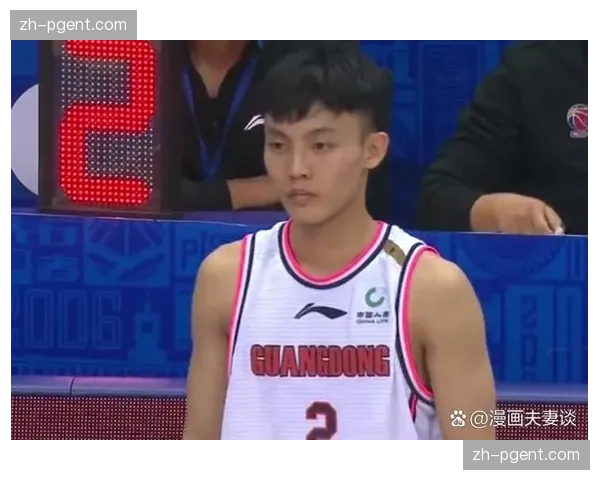 广东队后卫线状态起伏明显 胡明轩徐杰难同步高效发挥 广东队后卫线状态起伏明显 胡明轩徐杰难同步高效发挥